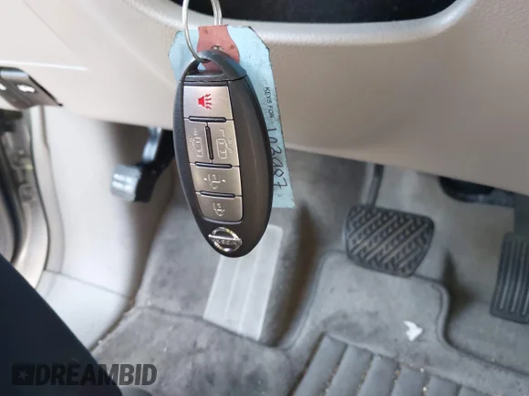 ✅ 2015 Nissan Quest SV • VIN: JN8AE2KP1F9132298 • Lot: 43121387. Wystawiony na IAAI z przebiegiem 102 201 mil. Bezpłatny archiwum sprzedaży aukcyjnych z USA i szczegółowy raport historii pojazdu na DreamBid. Zdjęcie 11.