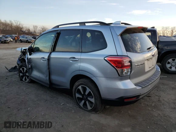 ✅ 2017 Subaru Forester Premium • VIN: JF2SJAEC8HH409201 • Lot: 37030583. Wystawiony na Copart z przebiegiem Nie podano. Bezpłatny archiwum sprzedaży aukcyjnych z USA i szczegółowy raport historii pojazdu na DreamBid. Zdjęcie 2.