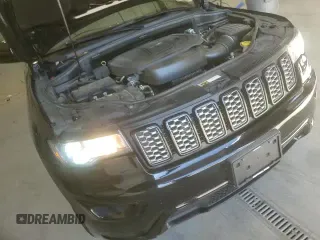 ✅ 2018 Jeep Grand Cherokee Altitude • VIN: 1C4RJFAG3JC211793 • Lot: 89444495. Wystawiony na Copart z przebiegiem 75 473 mil. Bezpłatny archiwum sprzedaży aukcyjnych z USA i szczegółowy raport historii pojazdu na DreamBid. Zdjęcie 14.