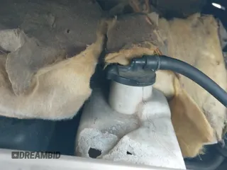 ✅ 1999 Toyota Camry LE • VIN: JT2BG22K5X0300831 • Lot: 42744344. Listed on IAAI with 263,829 mi. Free auction sales archive from the USA and detailed vehicle history report at DreamBid. Image 19.