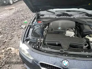 ✅ 2017 BMW 3 Series 320i xDrive • VIN: WBA8A3C3XHK693082 • Лот: 69841245. Опубликован ранее на Copart с пробегом 91 349 миль. Бесплатный доступ к архиву аукционных продаж из США и подробный отчёт об истории автомобиля на DreamBid. Изображение 15.