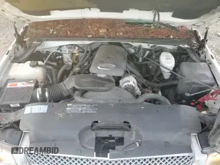 ✅ 2004 Chevrolet Silverado 1500 Z71 • VIN: 2GCEK13TX41347938 • Лот: 83152794. Опубликован ранее на Copart с пробегом Не указан. Бесплатный доступ к архиву аукционных продаж из США и подробный отчёт об истории автомобиля на DreamBid. Изображение 13.