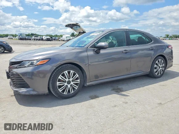 ✅ 2019 Toyota Camry SE • VIN: 4T1B11HKXKU718745 • Лот: 60197916. Опубліковано раніше на Copart з пробігом 67 608 миль. Безкоштовний доступ до архіву аукціонних продажів зі США та докладний звіт про історію автомобіля на DreamBid. Зображення 1.