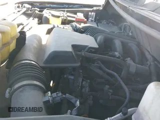 ✅ 2018 Nissan NV Cargo SV • VIN: 1N6BF0KY6JN810843 • Lot: 41498664. Wystawiony na IAAI z przebiegiem 121 072 mil. Bezpłatny archiwum sprzedaży aukcyjnych z USA i szczegółowy raport historii pojazdu na DreamBid. Zdjęcie 22.