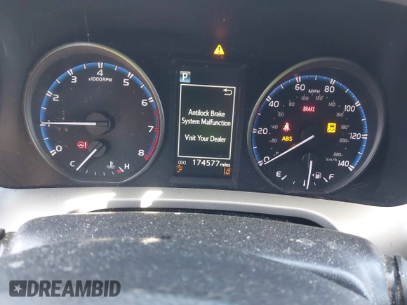 ✅ 2017 Toyota RAV4 LE • VIN: 2T3BFREV7HW545829 • Lot: 44919618. Wystawiony na IAAI z przebiegiem 174 577 mil. Bezpłatny archiwum sprzedaży aukcyjnych z USA i szczegółowy raport historii pojazdu na DreamBid. Zdjęcie 7.