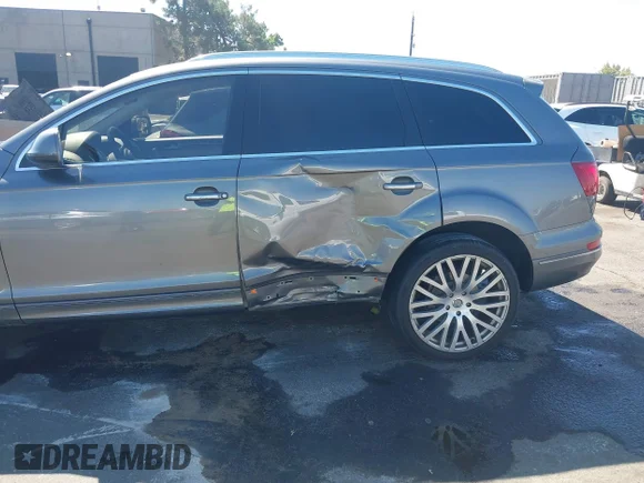 ✅ 2011 Audi Q7 Premium Plus • VIN: WA1LMAFE9BD003317 • Лот: 43229372. Опубліковано раніше на IAAI з пробігом 118 429 миль. Безкоштовний доступ до архіву аукціонних продажів зі США та докладний звіт про історію автомобіля на DreamBid. Зображення 6.
