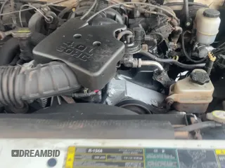 ✅ 2009 Ford Ranger XLT • VIN: 1FTZR45E89PA26830 • Lot: 81696115. Wystawiony na Copart z przebiegiem 55 812 mil. Bezpłatny archiwum sprzedaży aukcyjnych z USA i szczegółowy raport historii pojazdu na DreamBid. Zdjęcie 11.