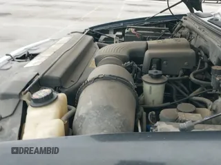 ✅ 1999 Ford Expedition XLT • VIN: 1FMRU1762XLB20611 • Lot: 42399329. Wystawiony na IAAI z przebiegiem 214 641 mil. Bezpłatny archiwum sprzedaży aukcyjnych z USA i szczegółowy raport historii pojazdu na DreamBid. Zdjęcie 12.