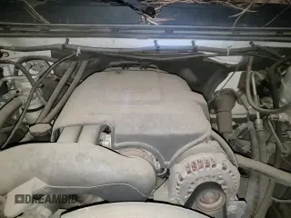 ✅ 2009 Chevrolet Silverado 2500HD Work Truck • VIN: 1GCHK43K09F118352 • Lot: 83274064. Wystawiony na Copart z przebiegiem 282 239 mil. Bezpłatny archiwum sprzedaży aukcyjnych z USA i szczegółowy raport historii pojazdu na DreamBid. Zdjęcie 13.