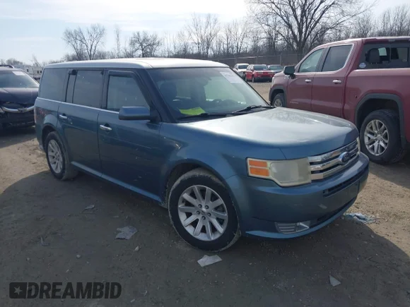 ✅ 2010 Ford Flex SEL • VIN: 2FMGK5CC4ABA25894 • Lot: 41796353. Wystawiony na IAAI z przebiegiem 106 888 mil. Bezpłatny archiwum sprzedaży aukcyjnych z USA i szczegółowy raport historii pojazdu na DreamBid. Zdjęcie 1.
