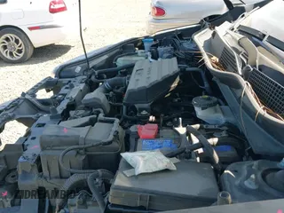 ✅ 2021 Honda CR-V Touring • VIN: 2HKRW2H96MH681908 • Lot: 42082535. Listed on IAAI with 65,570 mi. Free auction sales archive from the USA and detailed vehicle history report at DreamBid. Image 20.