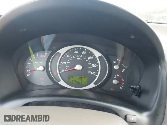 ✅ 2006 Hyundai Tucson GLS • VIN: KM8JN72D76U417983 • Lot: 44306846. Wystawiony na IAAI z przebiegiem 139 565 mil. Bezpłatny archiwum sprzedaży aukcyjnych z USA i szczegółowy raport historii pojazdu na DreamBid. Zdjęcie 7.