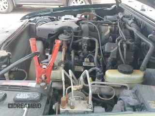 ✅ 2001 Ford Ranger XLT Appearance • VIN: 1FTYR14E51TB00194 • Lot: 42865729. Wystawiony na IAAI z przebiegiem 215 002 mil. Bezpłatny archiwum sprzedaży aukcyjnych z USA i szczegółowy raport historii pojazdu na DreamBid. Zdjęcie 12.