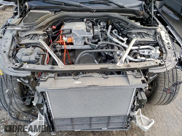 ✅ 2024 BMW i5 eDrive40 • VIN: WBY33FK01RCR81955 • Лот: 94380935. Опубликован ранее на Copart с пробегом 10 649 миль. Бесплатный доступ к архиву аукционных продаж из США и подробный отчёт об истории автомобиля на DreamBid. Изображение 11.
