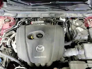 ✅ 2019 Mazda 3 Premium • VIN: JM1BPBNM2K1143539 • Lot: 70230875. Wystawiony na Copart z przebiegiem 55 681 mil. Bezpłatny archiwum sprzedaży aukcyjnych z USA i szczegółowy raport historii pojazdu na DreamBid. Zdjęcie 16.