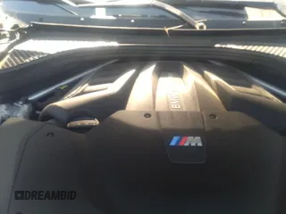 ✅ 2015 BMW X5 M • VIN: 5YMKT6C50F0C89006 • Lot: 37744763. Wystawiony na IAAI z przebiegiem 141 751 mil. Bezpłatny archiwum sprzedaży aukcyjnych z USA i szczegółowy raport historii pojazdu na DreamBid. Zdjęcie 18.