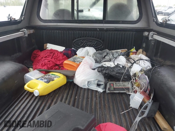 ✅ 2001 Ford Ranger XL • VIN: 1FTYR10D01PB33657 • Лот: 42186492. Опубліковано раніше на IAAI з пробігом 144 336 миль. Безкоштовний доступ до архіву аукціонних продажів зі США та докладний звіт про історію автомобіля на DreamBid. Зображення 8.