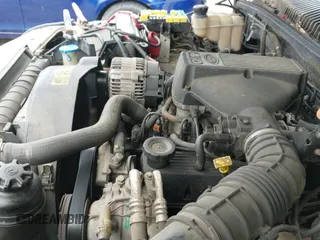 ✅ 1995 Land Rover Range Rover • VIN: SALPV1245SA307854 • Lot: 42380784. Wystawiony na IAAI z przebiegiem 197 000 mil. Bezpłatny archiwum sprzedaży aukcyjnych z USA i szczegółowy raport historii pojazdu na DreamBid. Zdjęcie 14.