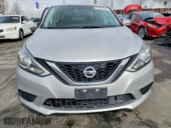 ✅ 2018 Nissan Sentra S • VIN: 3N1AB7AP1JY236735 • Лот: 76785195. Опубликован ранее на Copart с пробегом 101 262 миль. Бесплатный доступ к архиву аукционных продаж из США и подробный отчёт об истории автомобиля на DreamBid. Изображение 5.