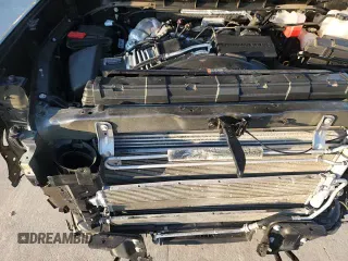 ✅ 2024 Chevrolet Silverado 2500HD LT • VIN: 1GC4YNEY5RF290462 • Лот: 93521675. Опубликован ранее на Copart с пробегом 27 949 миль. Бесплатный доступ к архиву аукционных продаж из США и подробный отчёт об истории автомобиля на DreamBid. Изображение 14.