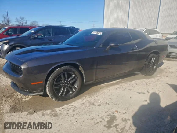 ✅ 2019 Dodge Challenger SXT • VIN: 2C3CDZGG6KH602896 • Лот: 98078205. Опубліковано раніше на Copart з пробігом 67 833 миль. Безкоштовний доступ до архіву аукціонних продажів зі США та докладний звіт про історію автомобіля на DreamBid. Зображення 1.