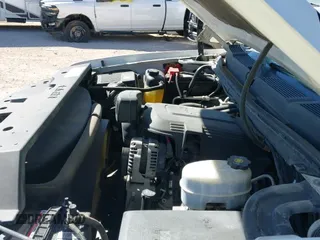 ✅ 2012 Chevrolet Silverado 2500HD Work Truck • VIN: 1GB0CVCG6CF190406 • Lot: 43661604. Wystawiony na IAAI z przebiegiem 162 753 mil. Bezpłatny archiwum sprzedaży aukcyjnych z USA i szczegółowy raport historii pojazdu na DreamBid. Zdjęcie 20.