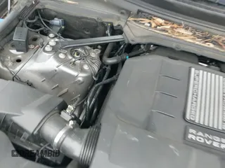 ✅ 2014 Land Rover Range Rover Supercharged • VIN: SALGS2EF9EA149261 • Lot: 42064307. Wystawiony na IAAI z przebiegiem 56 256 mil. Bezpłatny archiwum sprzedaży aukcyjnych z USA i szczegółowy raport historii pojazdu na DreamBid. Zdjęcie 24.