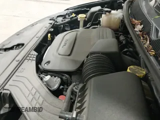 ✅ 2020 Chrysler Pacifica Launch Edition • VIN: 2C4RC3BG3LR267878 • Lot: 42281721. Listed on IAAI with 65,219 mi. Free auction sales archive from the USA and detailed vehicle history report at DreamBid. Image 20.