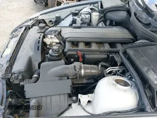 ✅ 2000 BMW 5 Series 528i • VIN: WBADM6346YGU23446 • Lot: 41988536. Listed on IAAI with 125,185 mi. Free auction sales archive from the USA and detailed vehicle history report at DreamBid. Image 19.