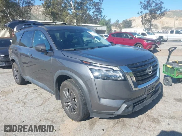 ✅ 2023 Nissan Pathfinder SV • VIN: 5N1DR3BA7PC249138 • Лот: 44022986. Опубліковано раніше на IAAI з пробігом 36 764 миль. Безкоштовний доступ до архіву аукціонних продажів зі США та докладний звіт про історію автомобіля на DreamBid. Зображення 1.