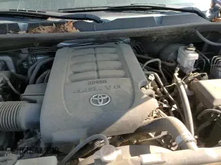 ✅ 2019 Toyota Tundra SR • VIN: 5TFRM5F10KX144134 • Lot: 57974935. Listed on Copart with 135,695 mi. Free auction sales archive from the USA and detailed vehicle history report at DreamBid. Image 13.