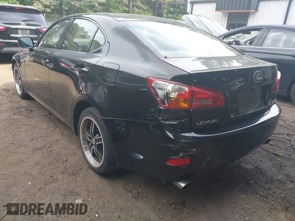 ✅ 2006 Lexus IS 250 • VIN: JTHCK262062001642 • Лот: 45405414. Опубліковано раніше на IAAI з пробігом 132 776 миль. Безкоштовний доступ до архіву аукціонних продажів зі США та докладний звіт про історію автомобіля на DreamBid. Зображення 3.