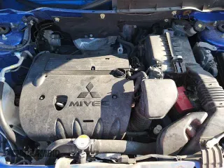 ✅ 2018 Mitsubishi Outlander SE • VIN: JA4AP3AW5JU012461 • Lot: 90238065. Listed on Copart with 110,010 mi. Free auction sales archive from the USA and detailed vehicle history report at DreamBid. Image 15.