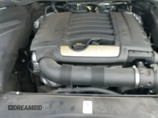 ✅ 2017 Porsche Cayenne • VIN: WP1AA2A22HKA82938 • Lot: 43124008. Wystawiony na IAAI z przebiegiem 58 948 mil. Bezpłatny archiwum sprzedaży aukcyjnych z USA i szczegółowy raport historii pojazdu na DreamBid. Zdjęcie 20.