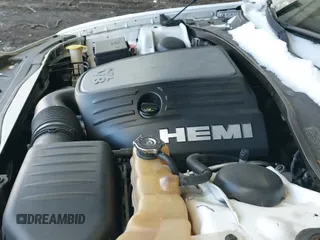 ✅ 2013 Chrysler 300 C • VIN: 2C3CCAET9DH564412 • Лот: 41565050. Опубликован ранее на IAAI с пробегом 129 305 миль. Бесплатный доступ к архиву аукционных продаж из США и подробный отчёт об истории автомобиля на DreamBid. Изображение 20.