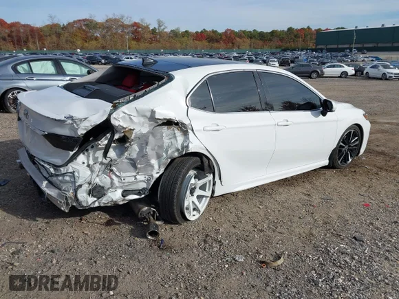 ✅ 2018 Toyota Camry XSE • VIN: 4T1BZ1HK9JU019193 • Lot: 43627241. Wystawiony na IAAI z przebiegiem 44 938 mil. Bezpłatny archiwum sprzedaży aukcyjnych z USA i szczegółowy raport historii pojazdu na DreamBid. Zdjęcie 4.