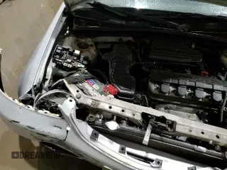 ✅ 2001 Honda Civic DX • VIN: 2HGES162X1H527248 • Lot: 84811674. Listed on Copart with 132,592 mi. Free auction sales archive from the USA and detailed vehicle history report at DreamBid. Image 14.