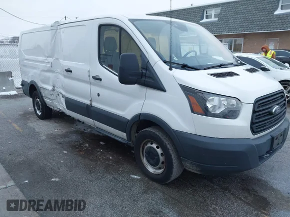 ✅ 2018 Ford Transit • VIN: 1FTYE9ZM8JKA23627 • Лот: 44010194. Опубліковано раніше на IAAI з пробігом 108 065 миль. Безкоштовний доступ до архіву аукціонних продажів зі США та докладний звіт про історію автомобіля на DreamBid. Зображення 1.