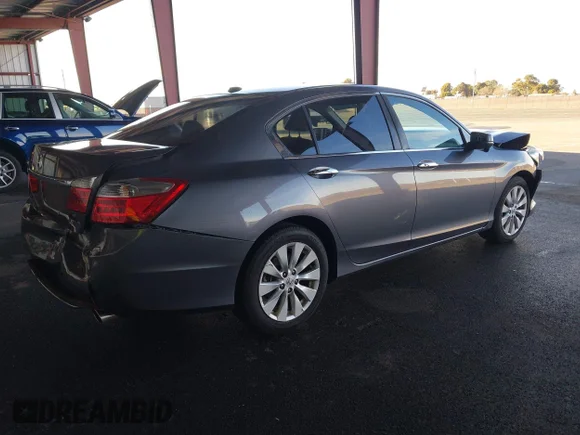 ✅ 2014 Honda Accord EX-L • VIN: 1HGCR3F82EA041895 • Lot: 44483941. Wystawiony na IAAI z przebiegiem 166 270 mil. Bezpłatny archiwum sprzedaży aukcyjnych z USA i szczegółowy raport historii pojazdu na DreamBid. Zdjęcie 4.
