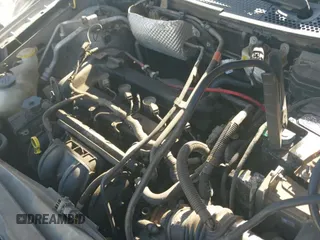 ✅ 2008 Ford Focus S • VIN: 1FAHP32N88W296229 • Лот: 41591252. Опубликован ранее на IAAI с пробегом 228 965 миль. Бесплатный доступ к архиву аукционных продаж из США и подробный отчёт об истории автомобиля на DreamBid. Изображение 19.