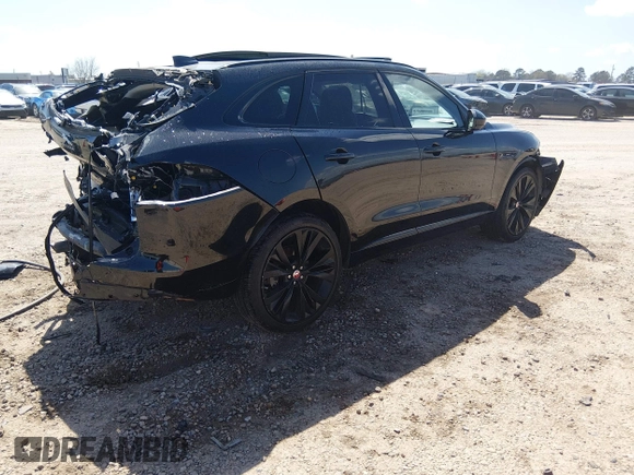 ✅ 2020 Jaguar F-Pace 25t Checkered Flag Edition • VIN: SADCP2FX3LA623978 • Lot: 44522136. Wystawiony na IAAI z przebiegiem Nie podano. Bezpłatny archiwum sprzedaży aukcyjnych z USA i szczegółowy raport historii pojazdu na DreamBid. Zdjęcie 4.