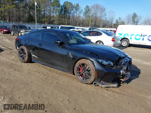 ✅ 2025 BMW M4 • VIN: WBS13HK06SCT44871 • Lot: 41408038. Wystawiony na IAAI z przebiegiem 3 534 mil. Bezpłatny archiwum sprzedaży aukcyjnych z USA i szczegółowy raport historii pojazdu na DreamBid. Zdjęcie 1.