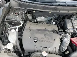 ✅ 2018 Mitsubishi Outlander ES • VIN: JA4AP3AU5JU015214 • Lot: 81126155. Listed on Copart with 85,129 mi. Free auction sales archive from the USA and detailed vehicle history report at DreamBid. Image 14.