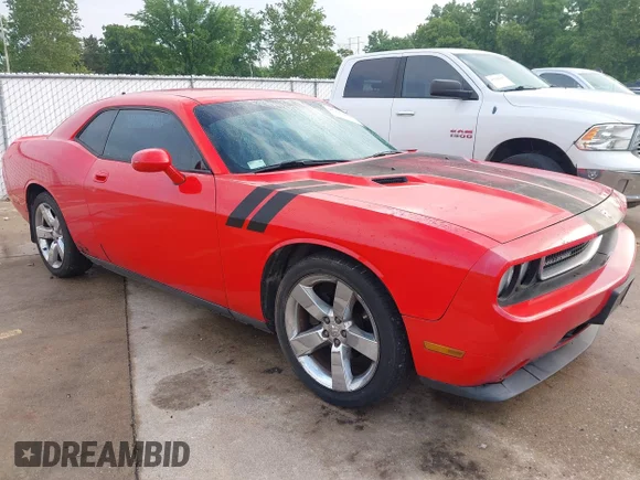 ✅ 2010 Dodge Challenger SE • VIN: 2B3CJ4DVXAH323655 • Lot: 45227108. Listed on IAAI with 278,849 mi. Free auction sales archive from the USA and detailed vehicle history report at DreamBid. Image 1.