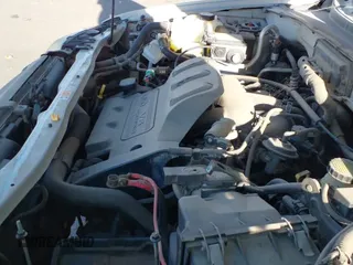 ✅ 2002 Ford Escape XLT Choice • VIN: 1FMCU04132KC37783 • Lot: 43611771. Wystawiony na IAAI z przebiegiem 185 662 mil. Bezpłatny archiwum sprzedaży aukcyjnych z USA i szczegółowy raport historii pojazdu na DreamBid. Zdjęcie 12.