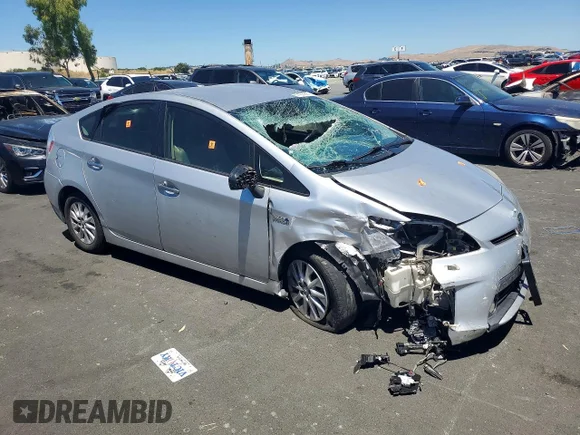 ✅ 2013 Toyota Prius • VIN: JTDKN3DPXD3032087 • Lot: 57199736. Listed on Copart with 172,481 mi. Free auction sales archive from the USA and detailed vehicle history report at DreamBid. Image 4.