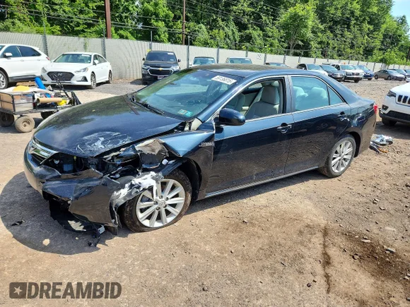 ✅ 2014 Toyota Camry SE Limited Edition • VIN: 4T1BD1FK7EU108106 • Lot: 59136816. Listed on Copart with 90,706 mi. Free auction sales archive from the USA and detailed vehicle history report at DreamBid. Image 1.