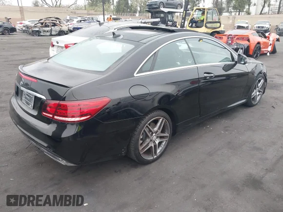 ✅ 2015 Mercedes-Benz E 550 • VIN: WDDKJ7DB9FF295475 • Лот: 45421609. Опубликован ранее на IAAI с пробегом 82 151 миль. Бесплатный доступ к архиву аукционных продаж из США и подробный отчёт об истории автомобиля на DreamBid. Изображение 4.