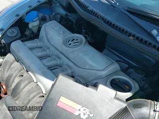 ✅ 2010 Volkswagen Beetle • VIN: 3VWRG3AG8AM013672 • Лот: 42560543. Опубликован ранее на IAAI с пробегом 73 258 миль. Бесплатный доступ к архиву аукционных продаж из США и подробный отчёт об истории автомобиля на DreamBid. Изображение 21.