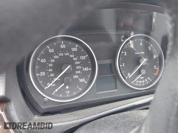 ✅ 2011 BMW 3 Series 328i • VIN: WBAPH5C55BA444593 • Лот: 44919682. Опубліковано раніше на IAAI з пробігом Не вказано. Безкоштовний доступ до архіву аукціонних продажів зі США та докладний звіт про історію автомобіля на DreamBid. Зображення 7.